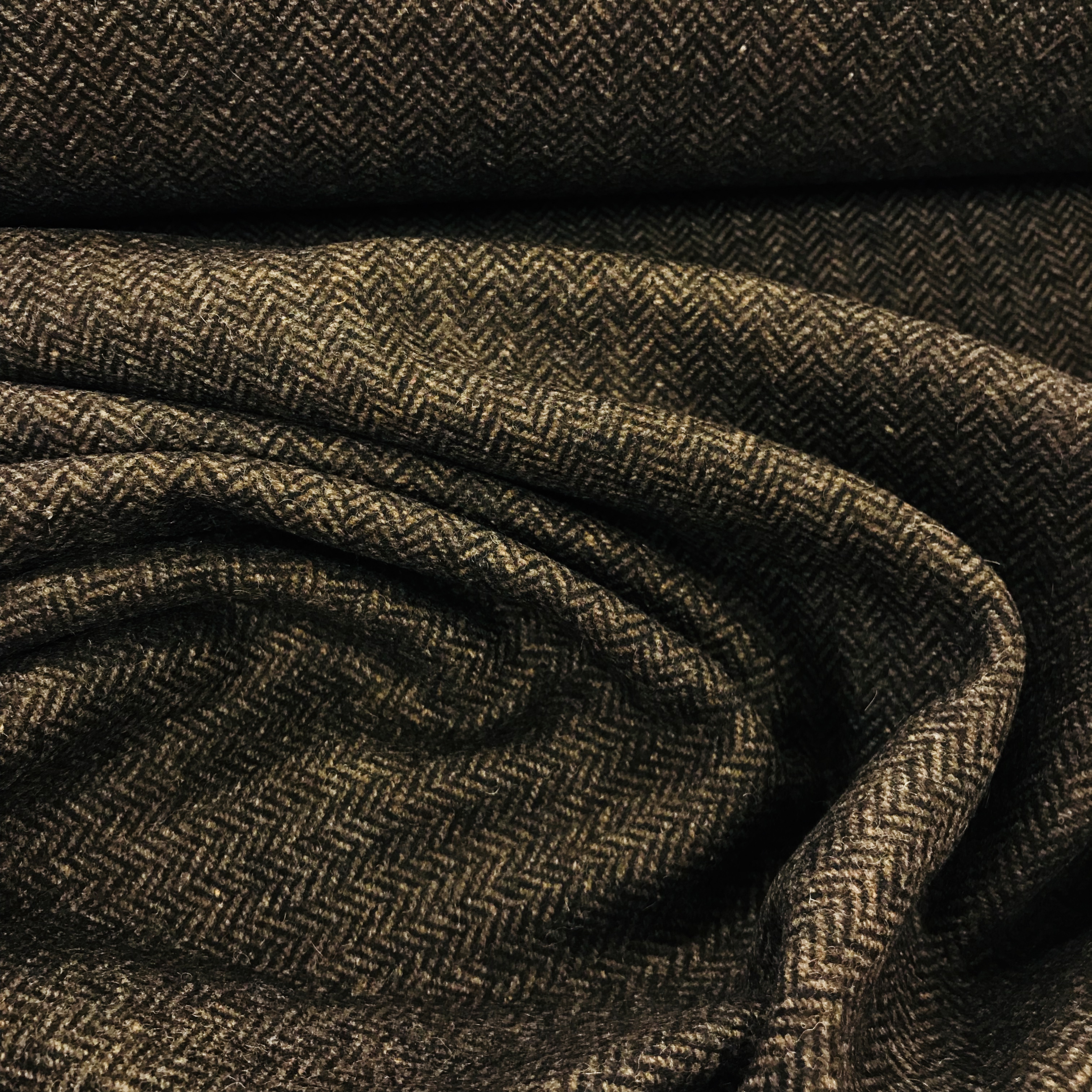 assistent Economie Chip Wollen stof tweed look bruin – De Stoffenknop